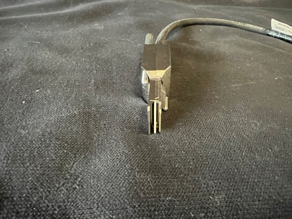 Cisco STACK-T2-50CM V03 Stacking Cable 50CM 800-40805-03
