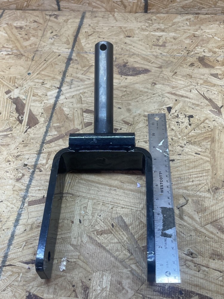 Unmarked Black Wheel Fork 5" wide (H5)