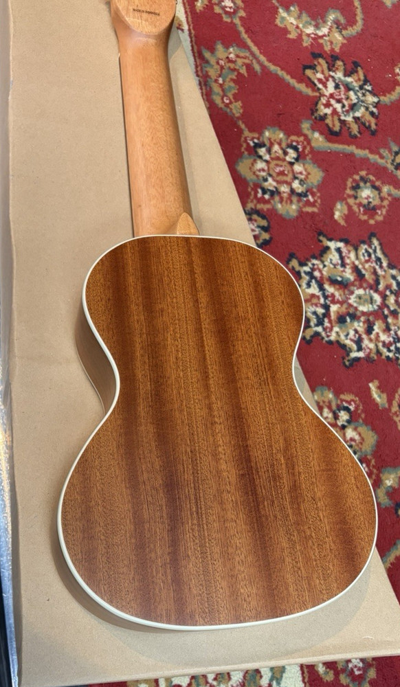 Kala KA-GL 6-String Guitarlele