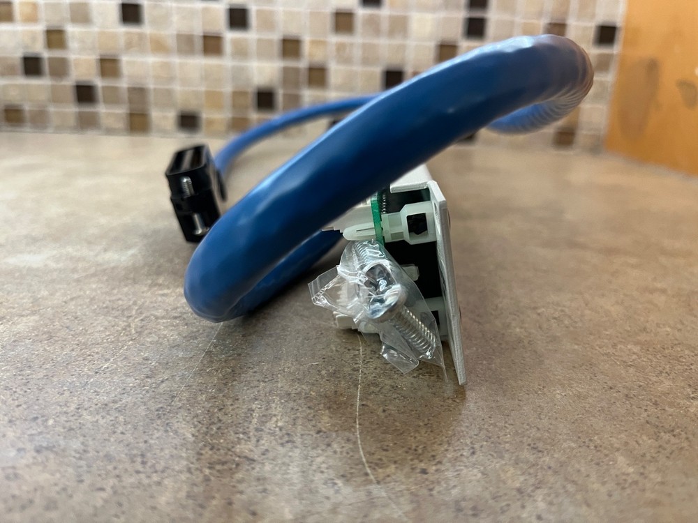 Avaya 24-Port Patch Panel 700012909