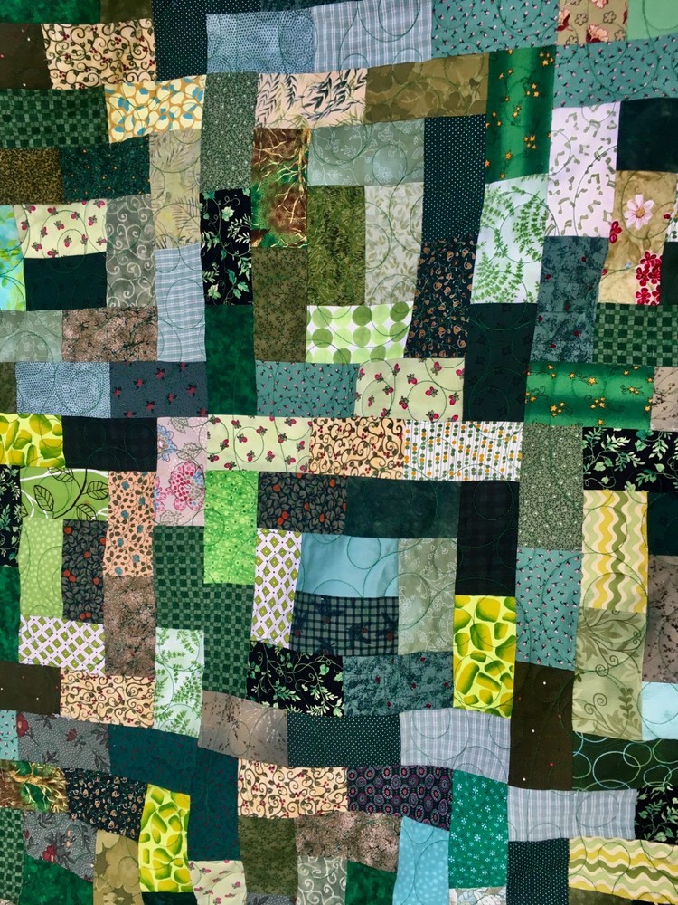 Multi-Green Quilt patchwork, Queen/ King size 91" X 102"