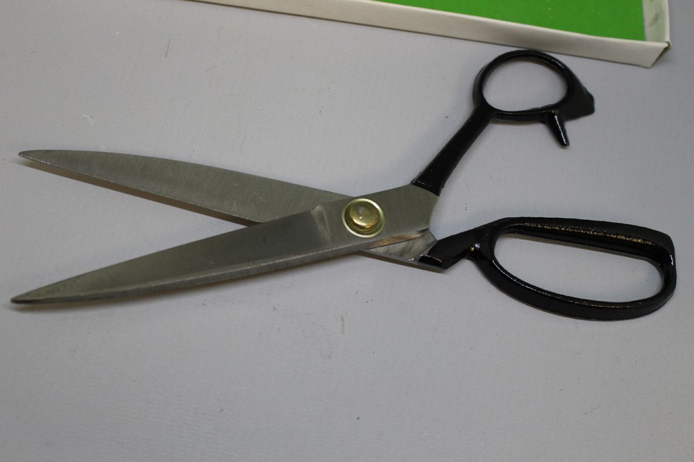 Action Lady Fair General Purpose Scissors - Ciseaux Tout-Usage - Used