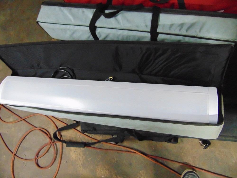 Itrine medical fluorescent light square