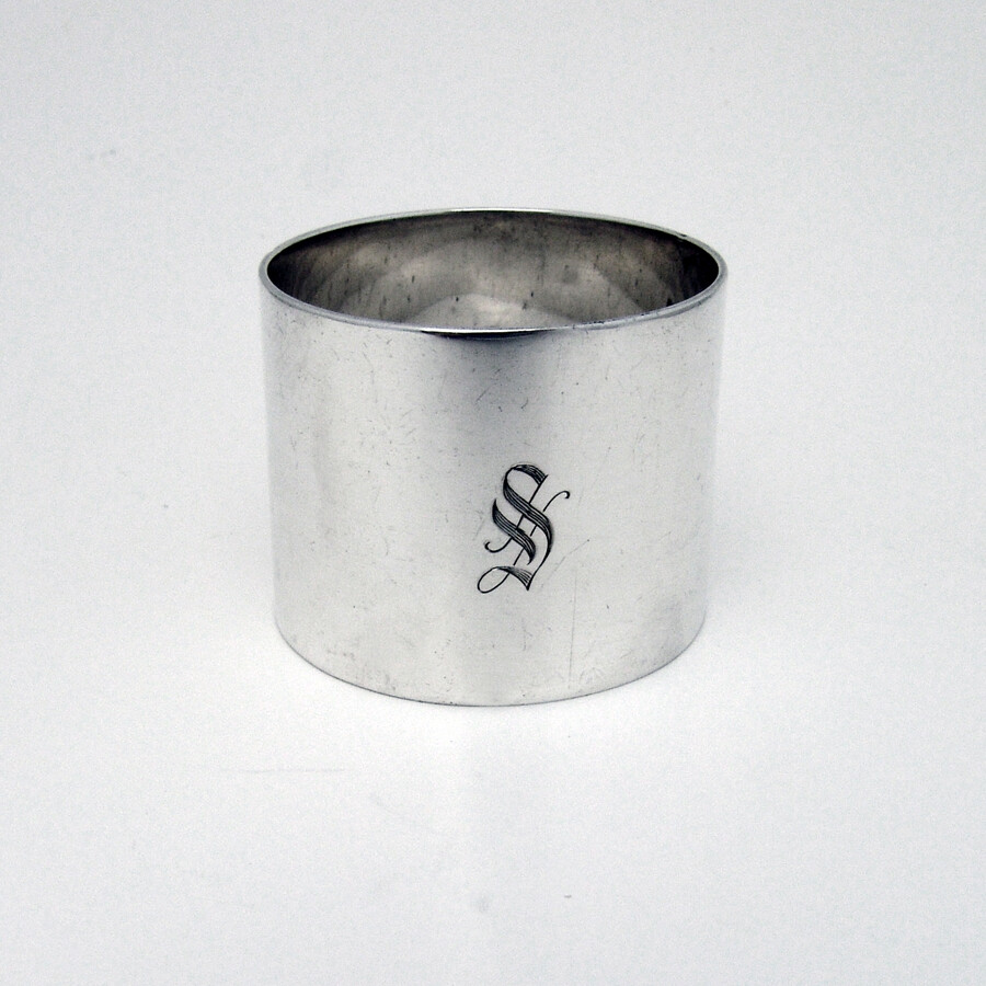 Heavy Plain Napkin Ring Reed Barton Sterling Silver Mono S