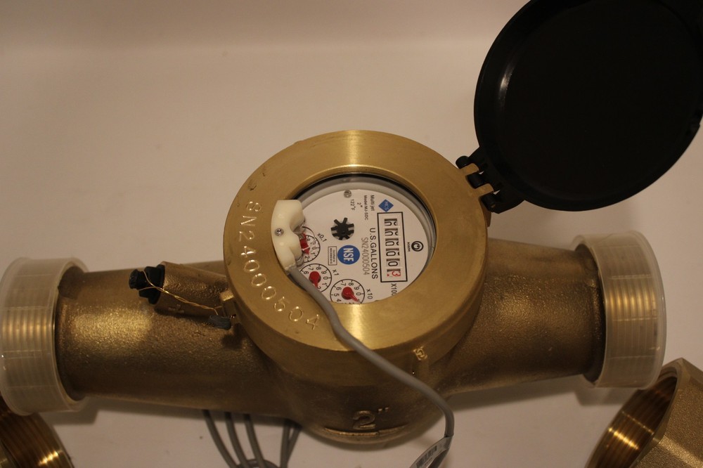 MCS MJ11US-P - 2" Bronze Multi-Jet Water Meter with Pulse Output