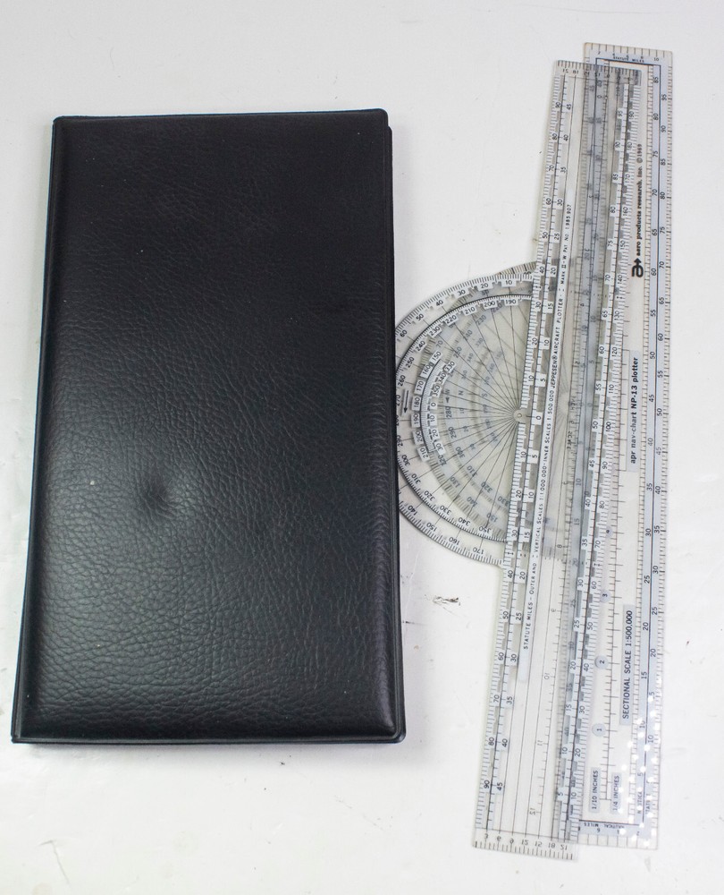 Pilots Felsenthal Dalton E6B Computer w/ folder, Instructions & 2 Plottters