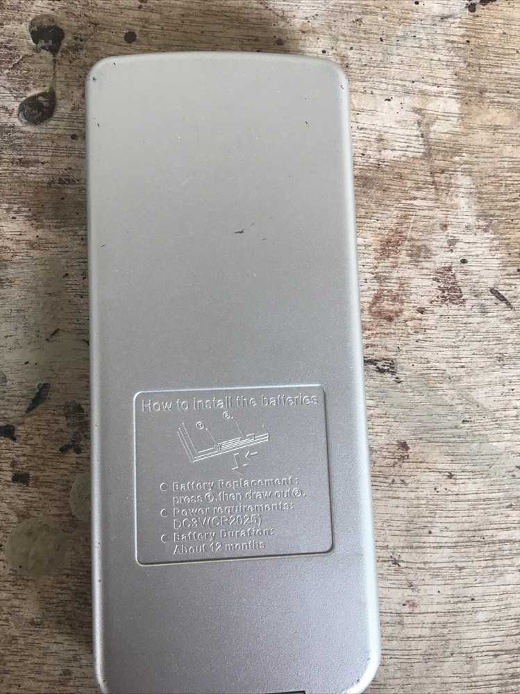 Replacement Remote Gray Small- DC3V (CR2025) Used