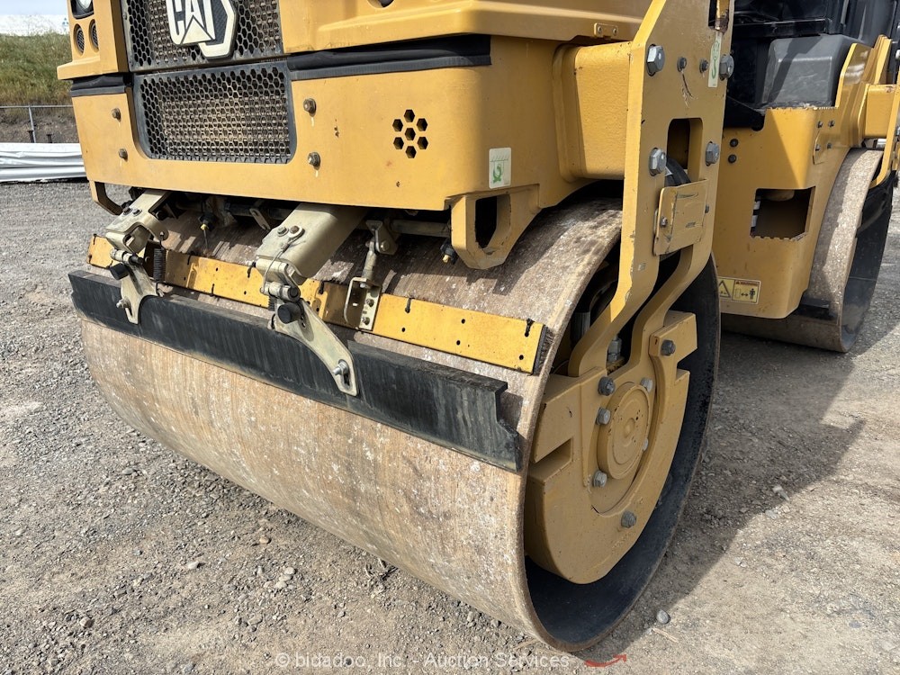 2022 Caterpillar CB4.0 Smooth Drum Vibratory Roller Compactor Warranty bidadoo