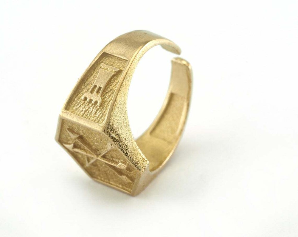 Arrow Castle Adjustable Ring Raw brass (18mm 8US inner size - Adjustable ) 3369