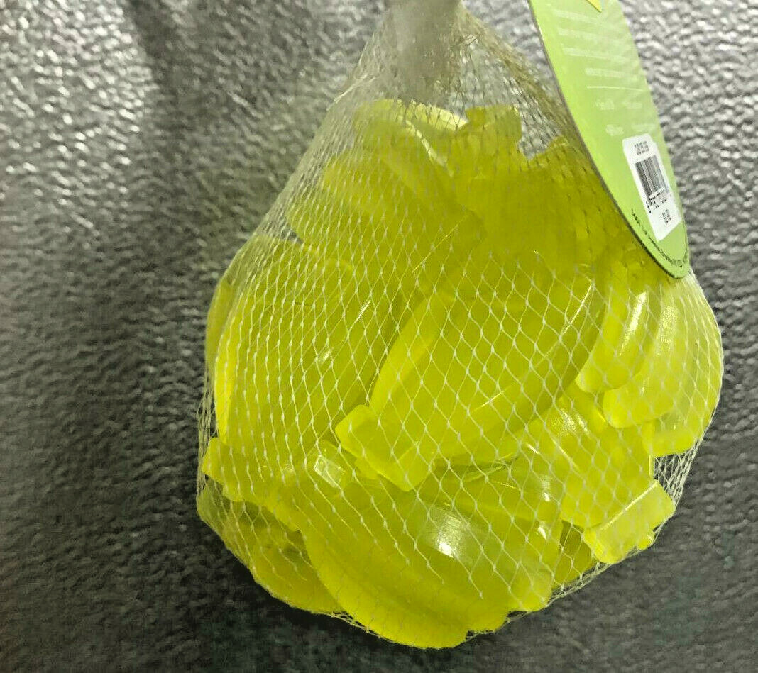 Cook Works Yellow Banana Bunch Shaped 24 pc Reusable Drip Free Ice Cubes