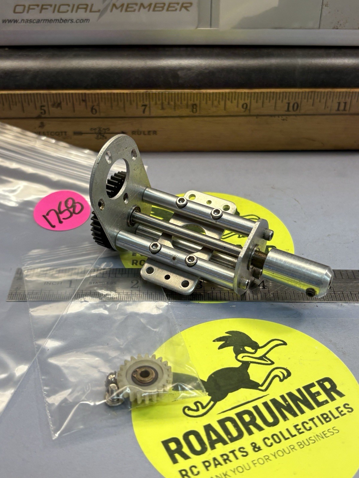 RC BOAT MOTOR MOUNT W/BALL BEARINGS & PARTS / USED