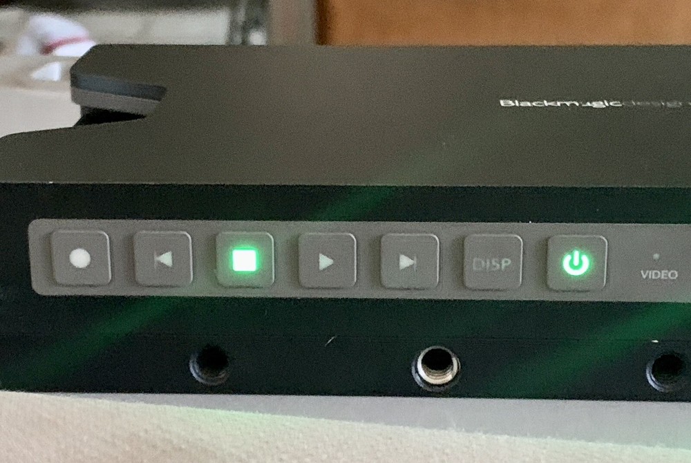 Blackmagic Design HyperDeck Shuttle SSD Field Recorder+++Cheese Plate