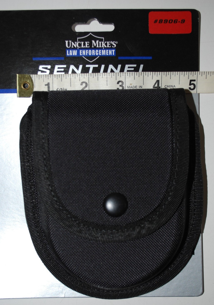 UNCLE MIKES SENTINEL 8906-9, SINGLE HANDCUFF CASE, BLACK
