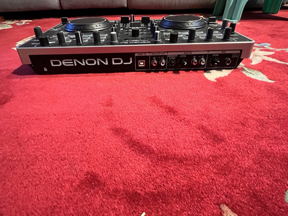 Denon MC2000 Dj Controller