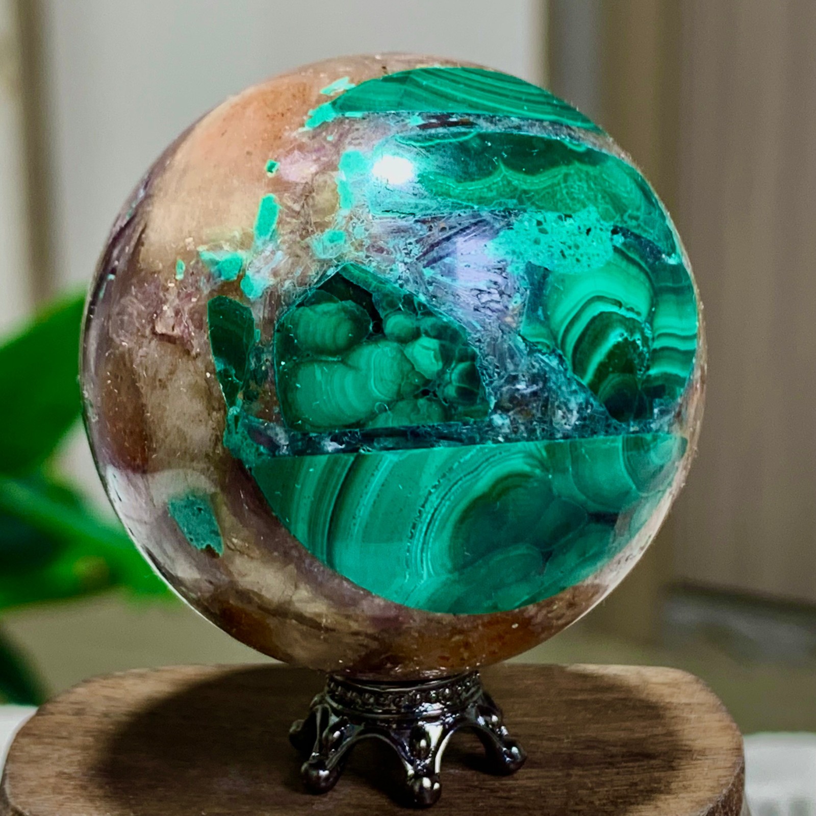 125G Newly discovered rare malachite purple mica symbiotic sphere restoration