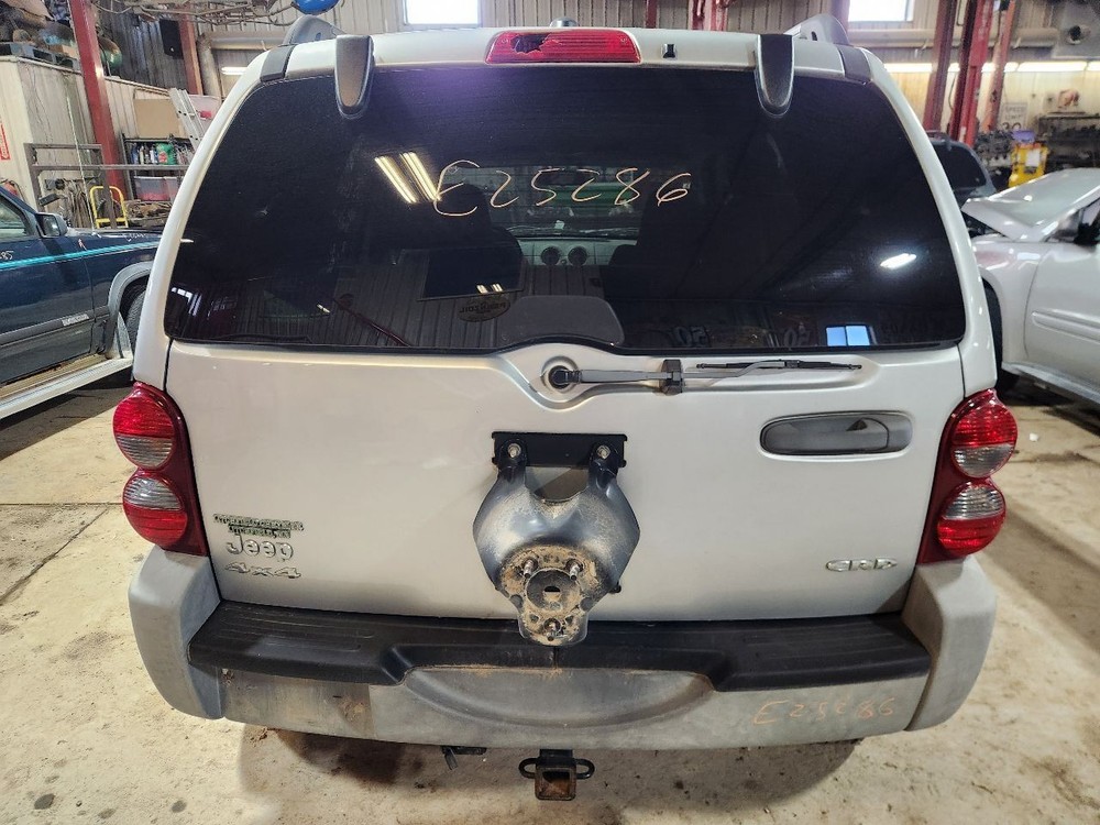 Engine ECM Computer 2.8L Engine Control Fits 2005 LIBERTY 1236981