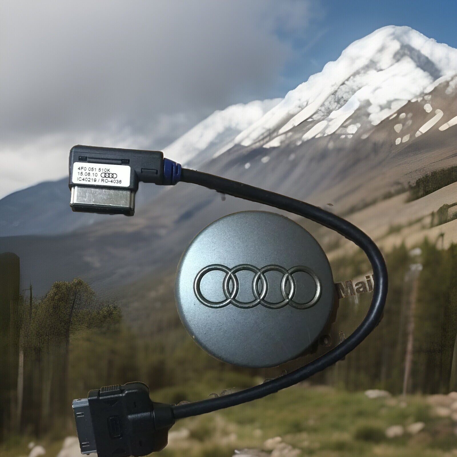 Genuine Audi/VW AMI iPod® /iPhone® Cable MDI 30-PIN Adapter Charger 4F0051510K