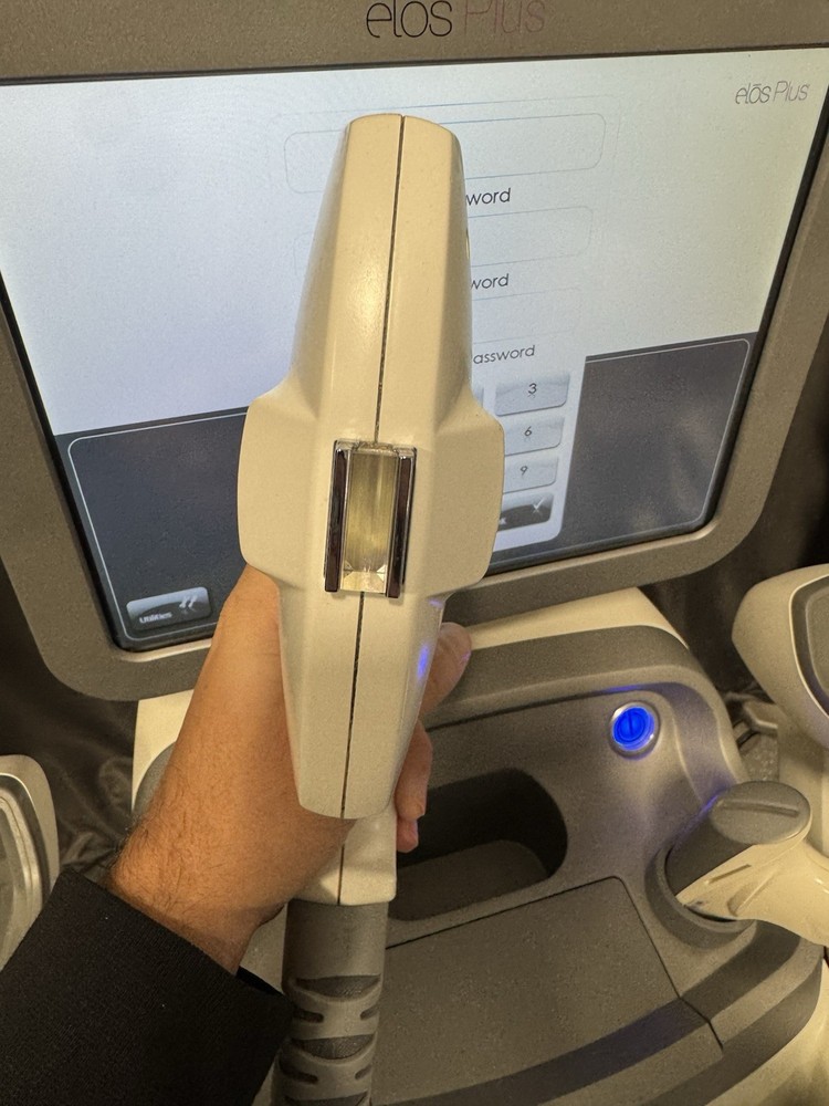 Used 2012 Syneron Elos Plus