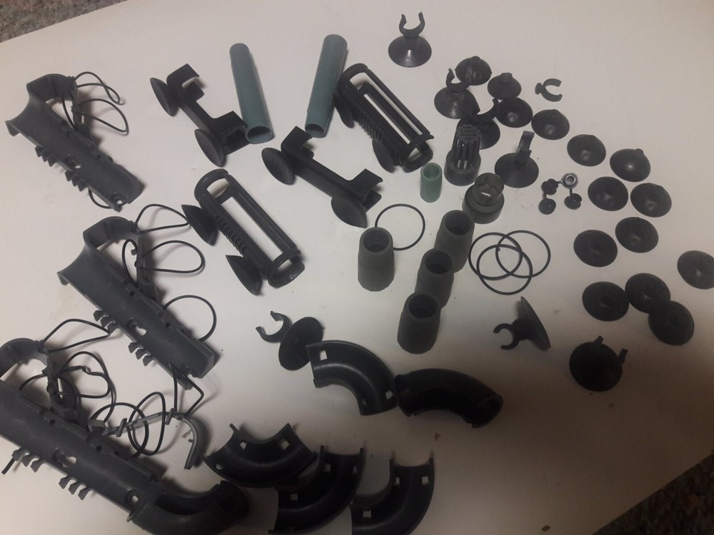 Assorted Aquarium Hose Fasteners 16/22 mm. Pre-Owned.