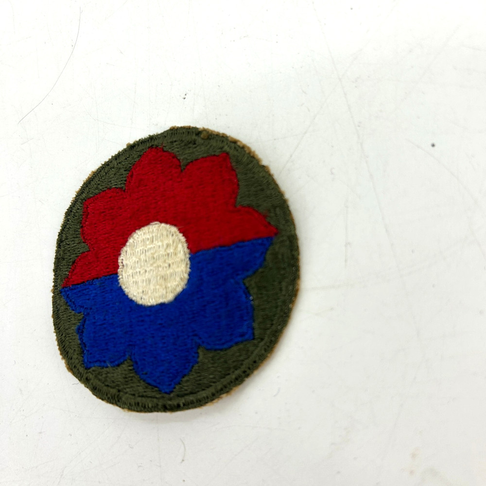 WW2 US Army 9th Infantry Division Patch Cut Edge