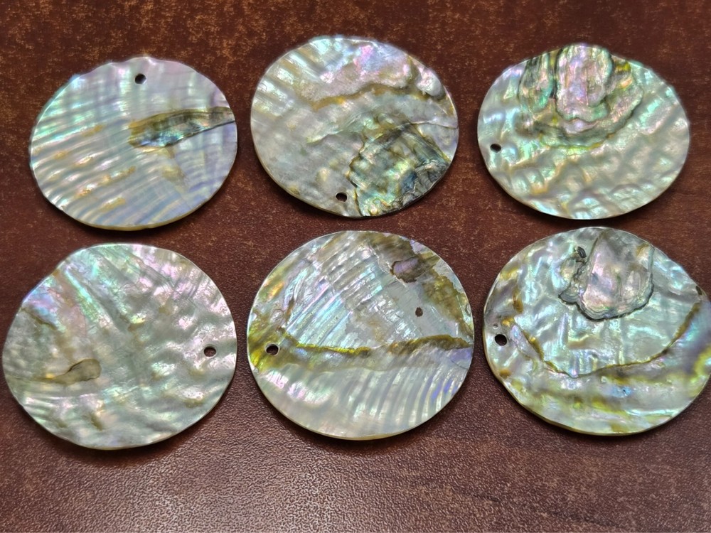 4 PCS DRILLED ROUND ABALONE SHELL BLANK DISC PENDANTS 45MM