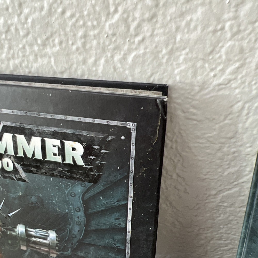 Games Workshop Warhammer 40K In the Grim Darkness & Codex Chaos Space Marines