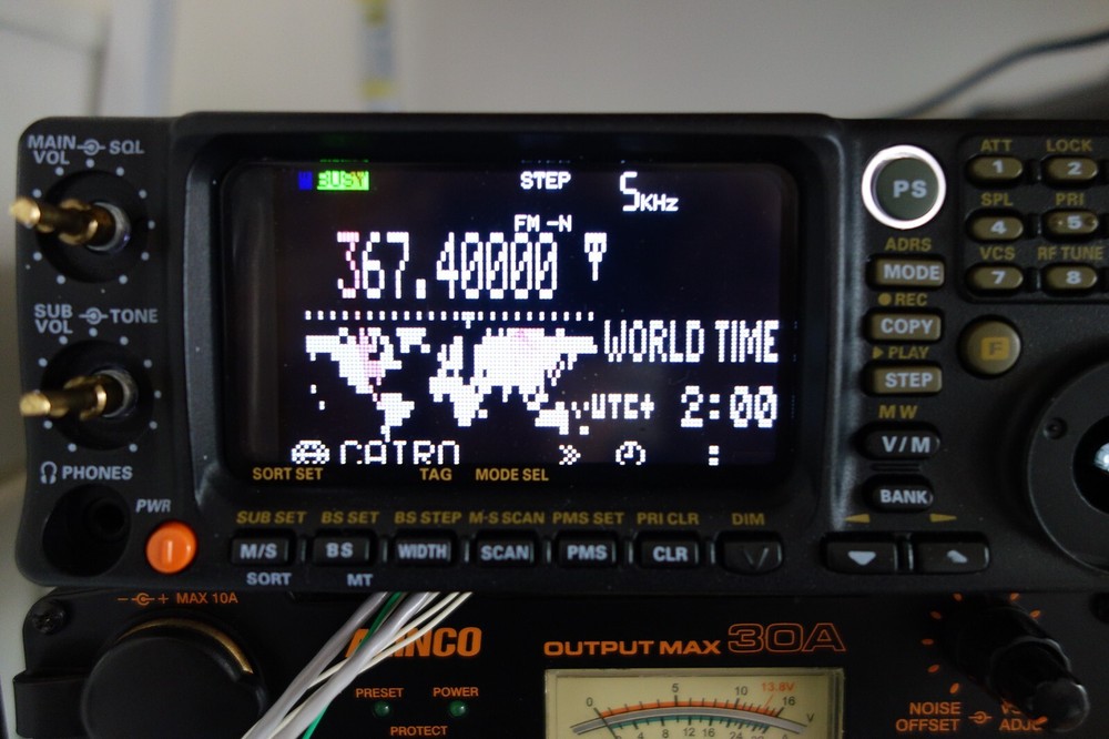 YAESU VR-5000 LCD replacement part resolve 'zebra stripes' issue