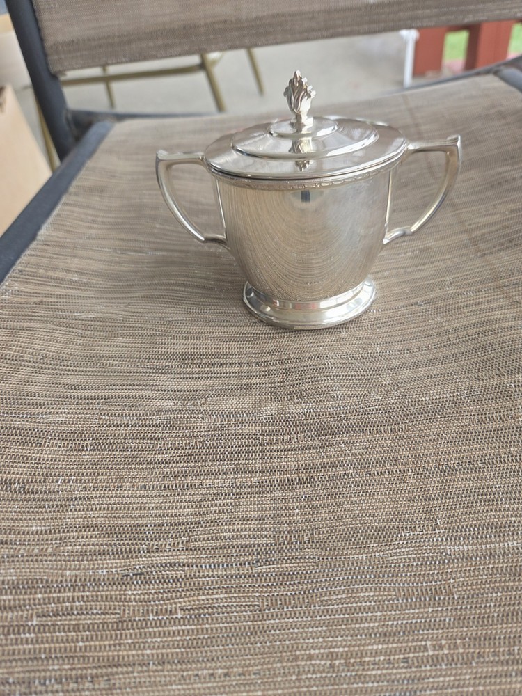 Vintage William Rogers Teapot Scrollwork Silver-plate Handle Lid