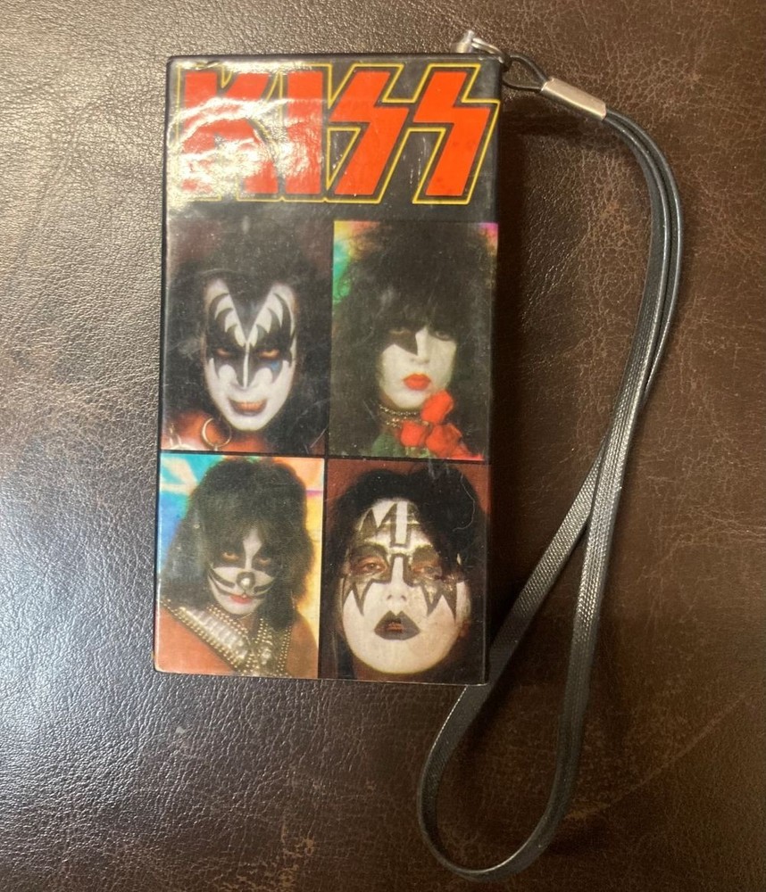 Vintage 1977 KISS AM Transistor Radio – very good shape- no original box