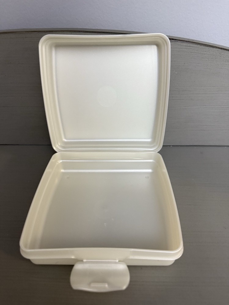 Tupperware Disney Princess Sandwich Box