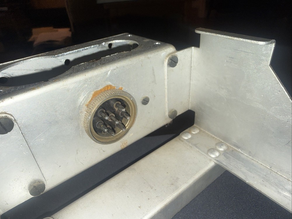 ARC-5 Command Set Transmitter Mount WWII Aircraft Bomber FT 234 A Rack