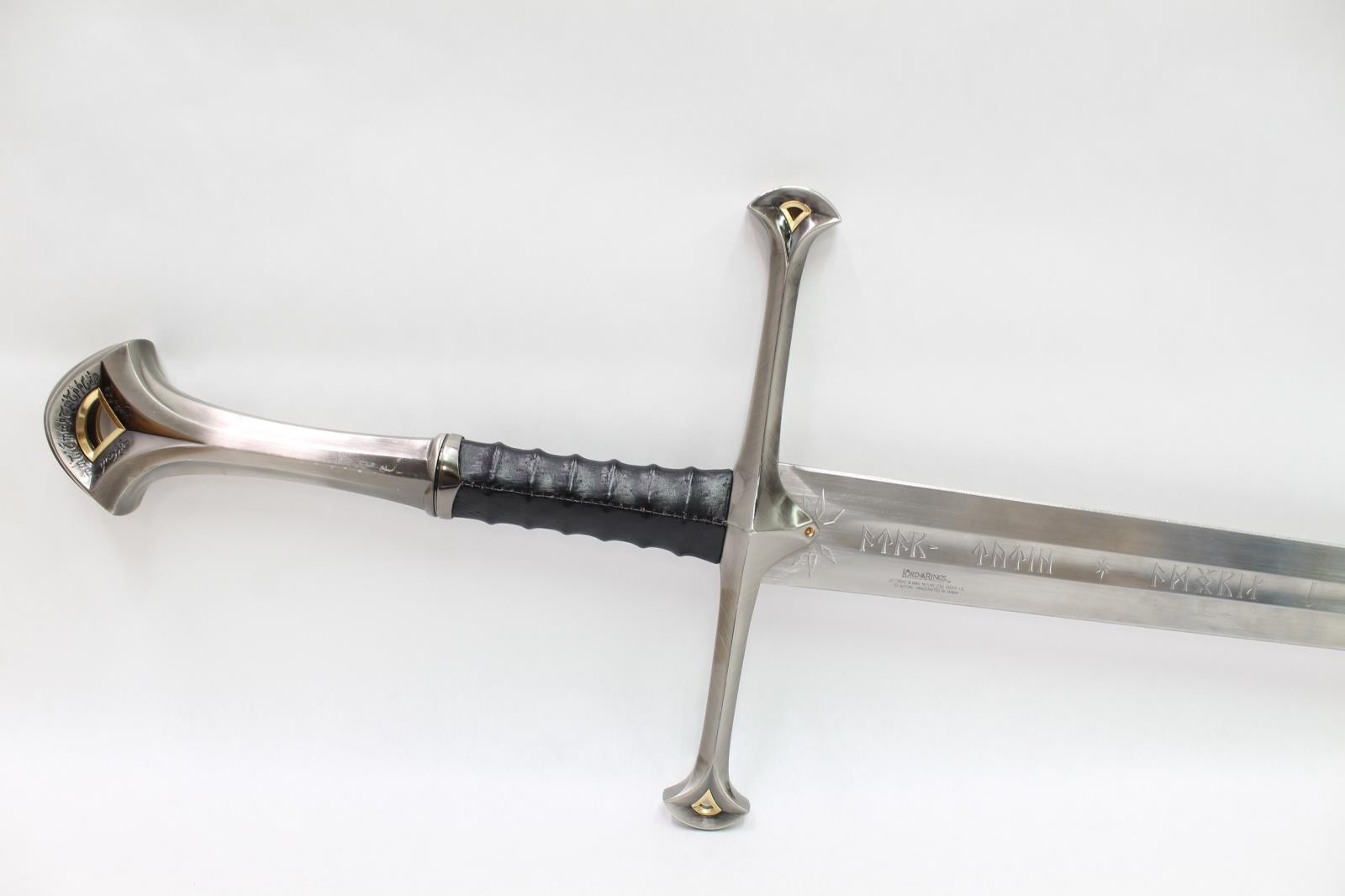 The Lord of the Rings: Anduril, Sword of King Elessar - UC1380