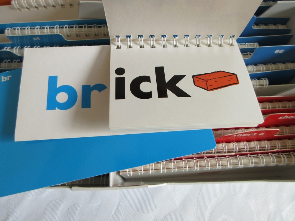 Lakeshore Phonics Color-Coded Flip Books - Grades 1-2 - EUC, COMPLETE