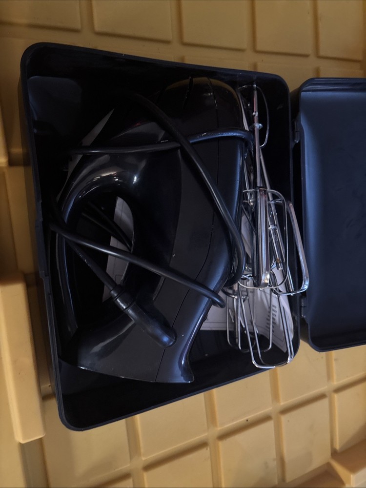 Hamilton Beach Hand Mixer