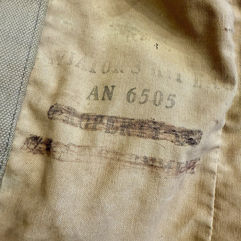 Original WWII US Navy Aviator’s Kit Bag AN-6505