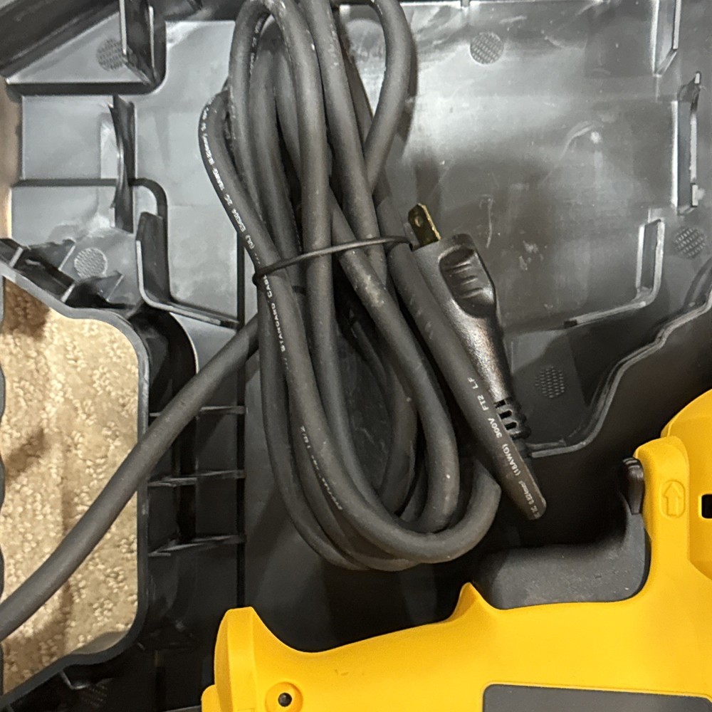 Dewalt Drill, 8.0-amp, 3/8-inch, Variable Speed Trigger, Mid-handle Grip For