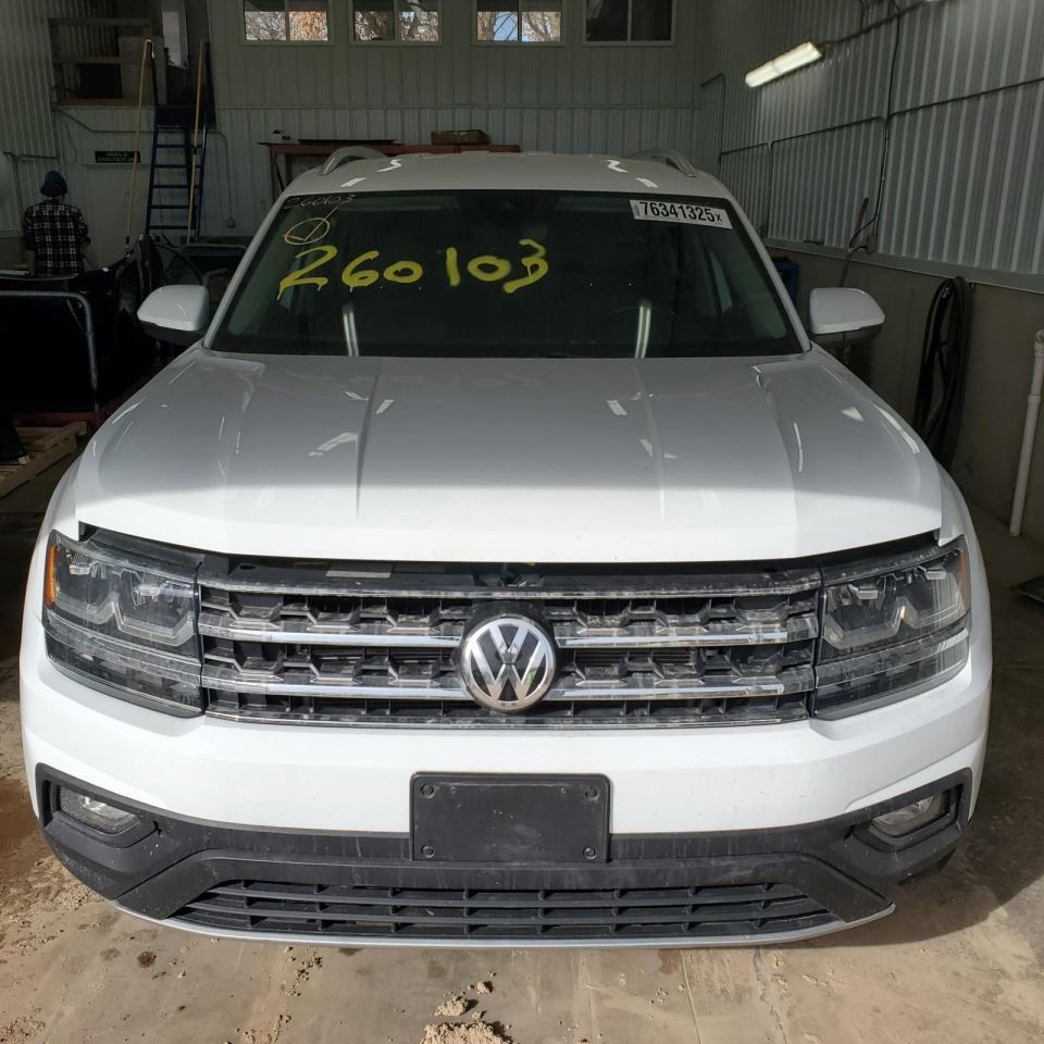 Camera/Projector Camera Front Windshield Mounted Fits 18-20 ATLAS 1181272