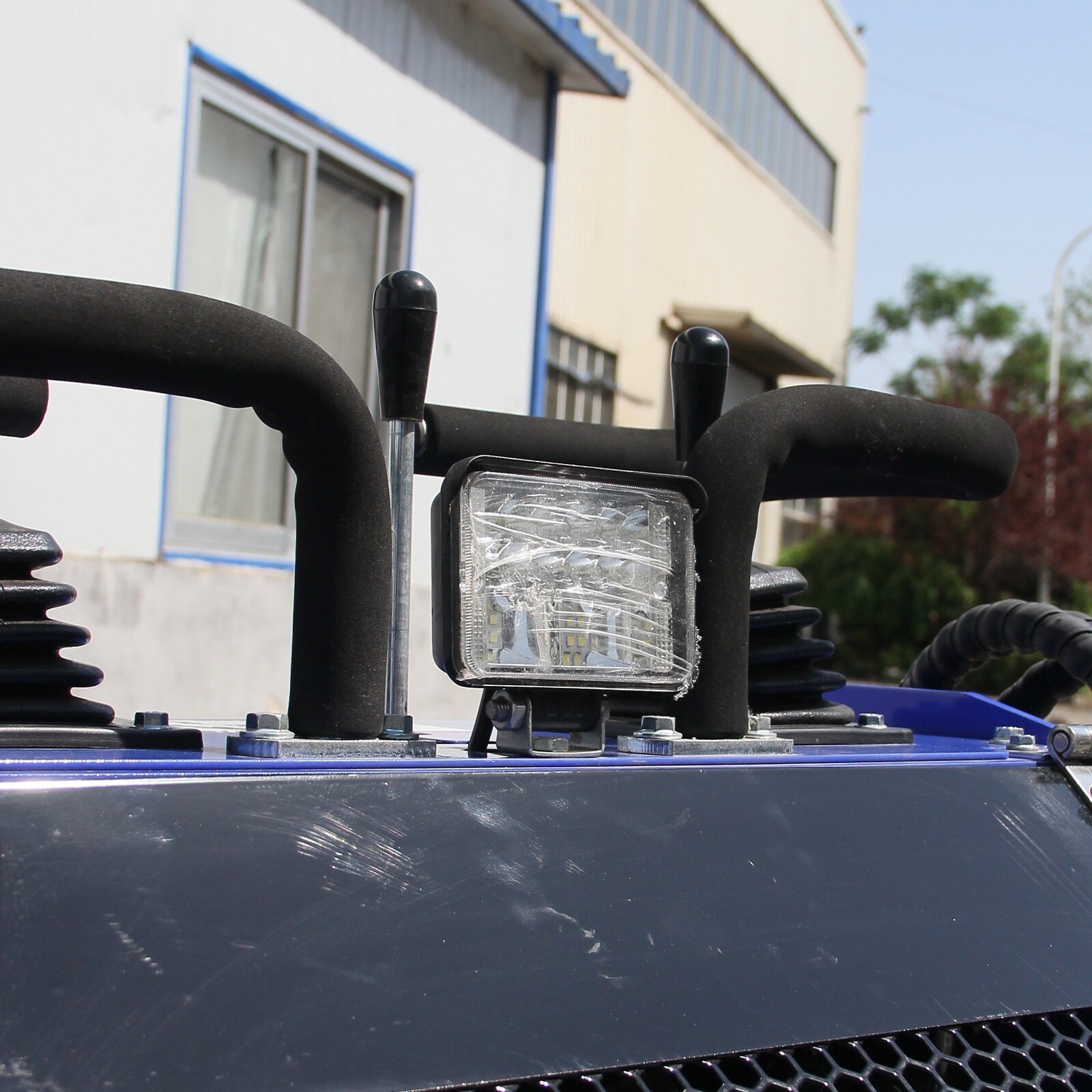 Brand New 22HP Mini Skid Steer Loader Track Loader Rato Engine USA Stock PICK UP