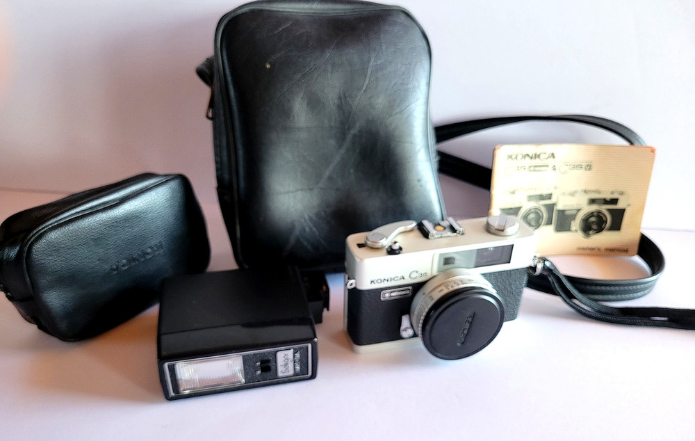 Camera: Konica C35 Automatic, Vintage, Case, Flash & Case, Manual