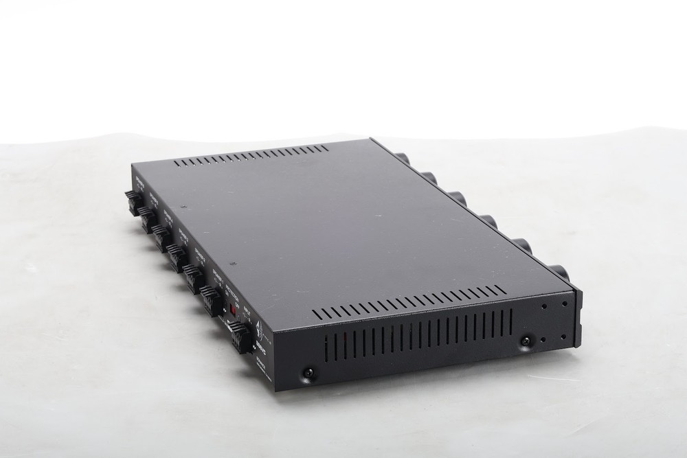 Sonance SS6VC 6-Zone Speaker Selector With Volume Control and Box