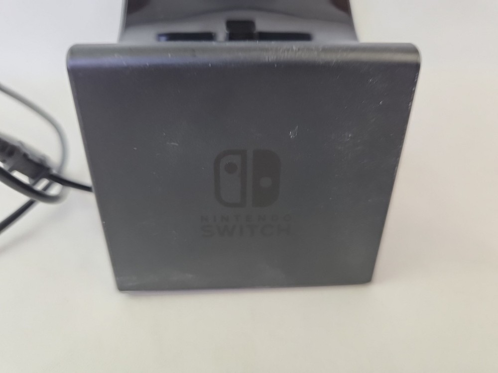 PowerA Charging Dock for Nintendo Switch Joy-Con & Pro Controller 1502279-01 Use