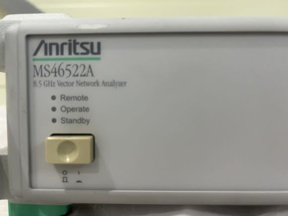 Anritsu MS46522A(Vector Network Analyzer) 300KHz-8.5GHz