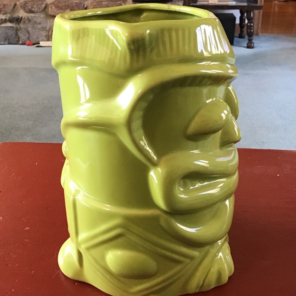 Designpac Ceramic Lime Green Jumbo Exotic Tiki Pitcher 8.5”X 7” EUC