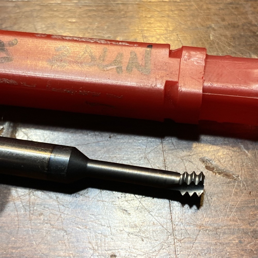MTEC Carbide Thread Mill SHO250 C75 20UN L.H. Solid Carbide (D7)