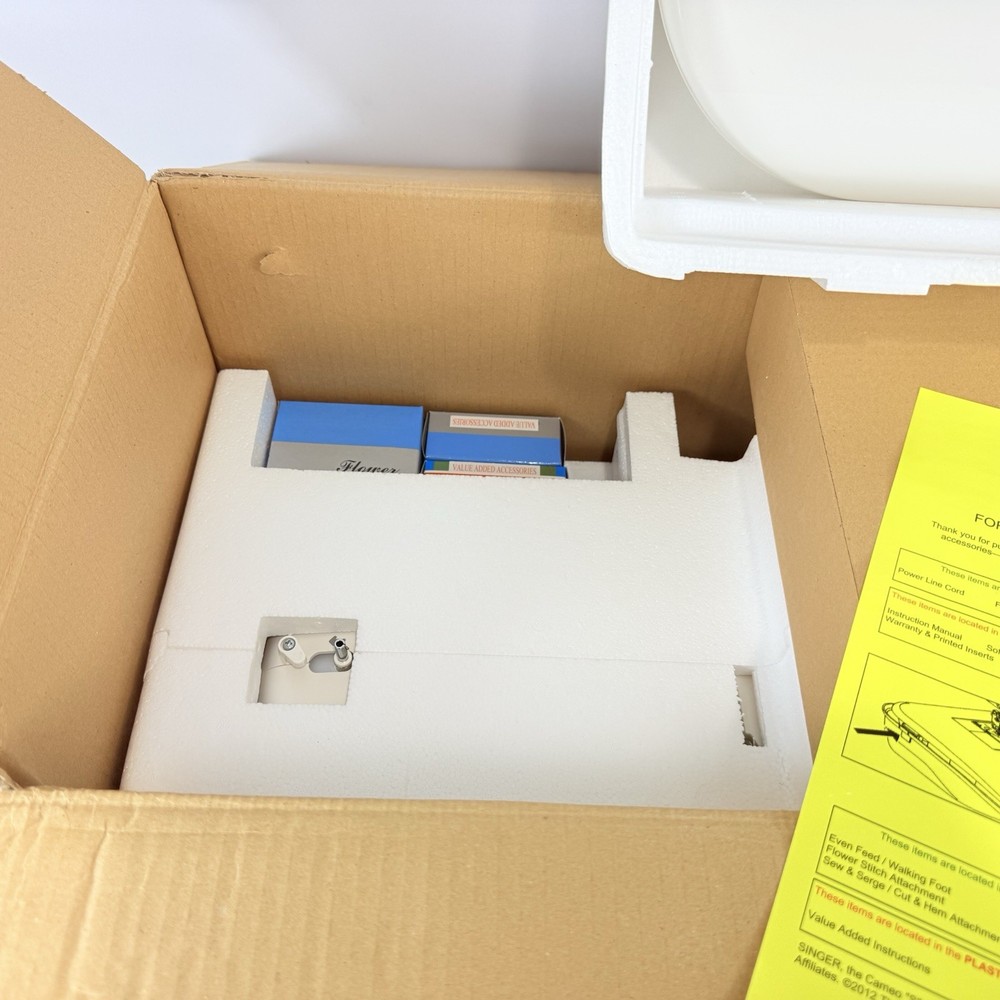 Singer One Plus 1+ Sewing Machine Computerized Brand New Open Box w Extras