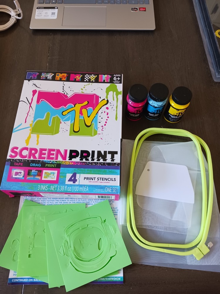 2021 MTV Screen Print Kit With 4 Stencils & 3 Inks