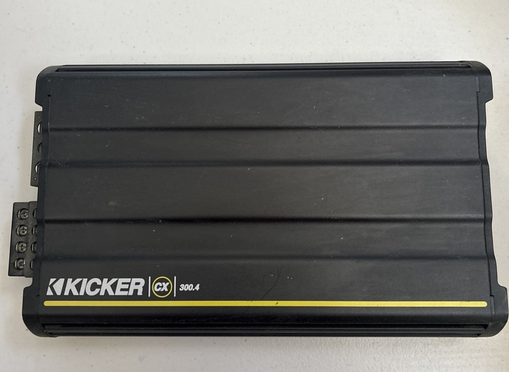Kicker CX300.4 4 channel amp