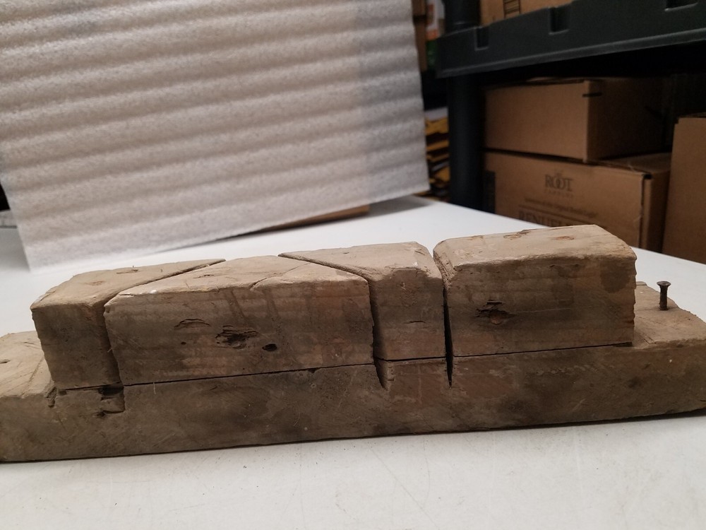 Handmade Miter Box Block (V)