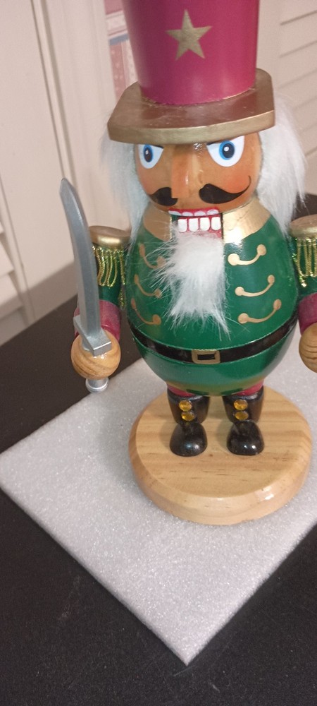 KURT ADLER-8" CHUBBY SOLDIER NUTCRACKER-NEW