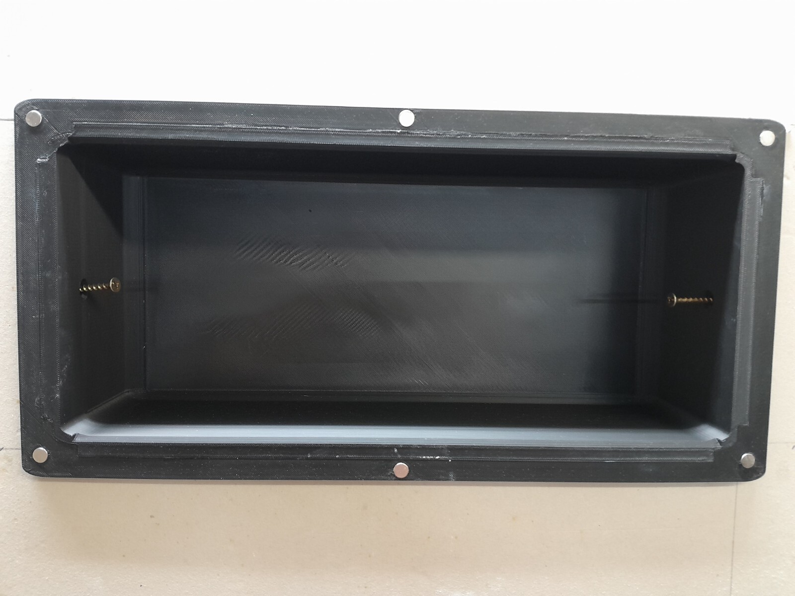 Hidden Wall Safe Air Vent Cover Secures Jewelry, Valuables, Cash guns.